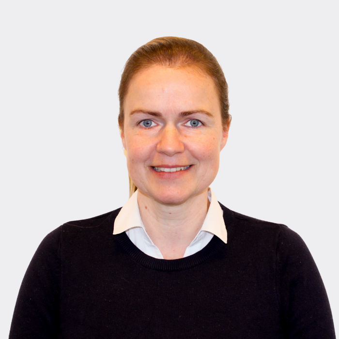 Dr.in Astrid Grant Hay